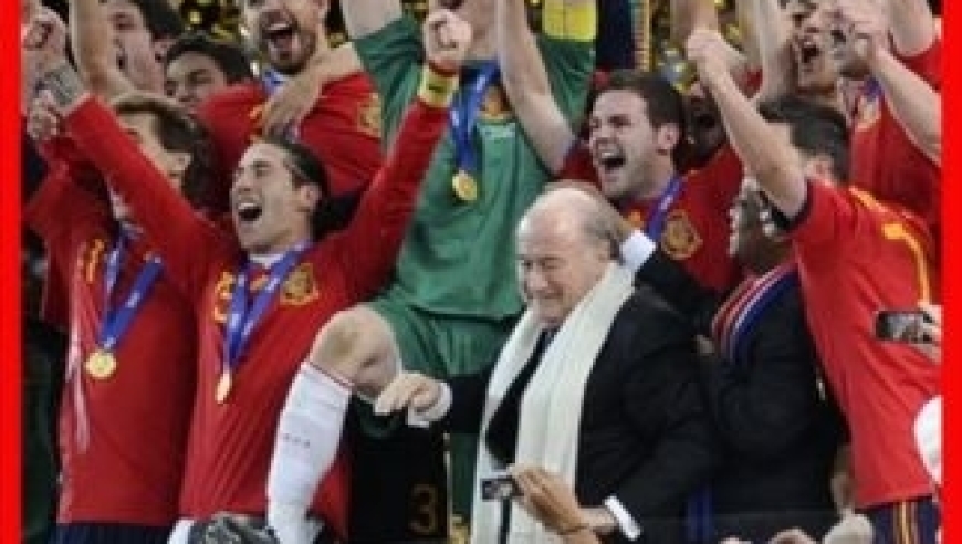 2010世界杯决赛，伊涅斯塔绝杀荷兰，西班牙首次夺得大力神杯 