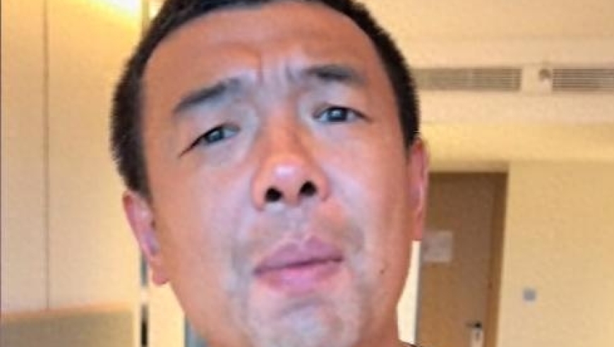 500万年薪嫌少？男足“喊穷”遭群嘲，网友：女足那点工资你敢比吗？成绩能比女足？
