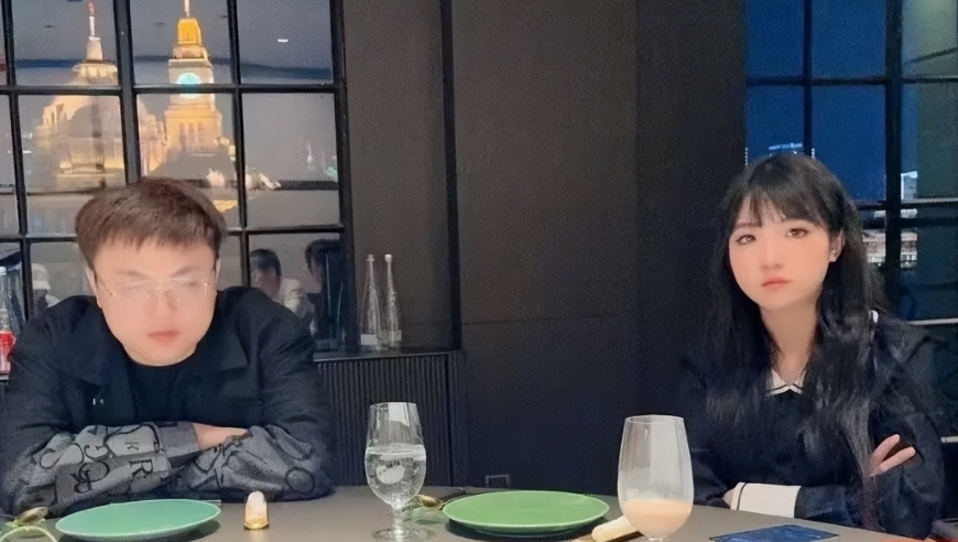 电竞圈成娱乐圈，Sask被前女友曝渣男行为，一年500个吸引力太大