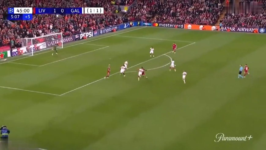 踢疯了！慢镜还原利物浦4-0狂胜加拉塔萨雷全过程，全场沸腾！