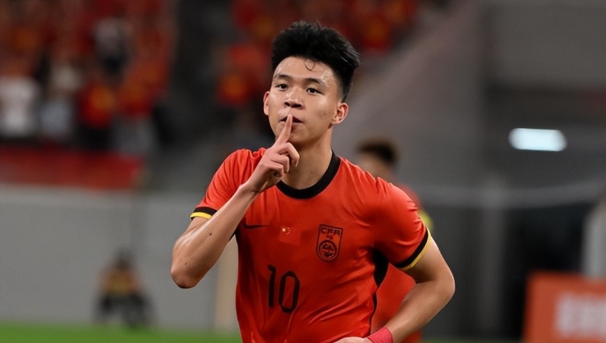 U23国足VS泰国首发浮现：吾米提江坐镇，蒯纪闻+王钰栋领衔，刘诚宇冲锋