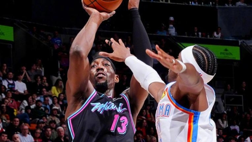 西部第一轰然倒地！热巴30+12维金斯一剑封喉，残阵热火掀翻雷霆