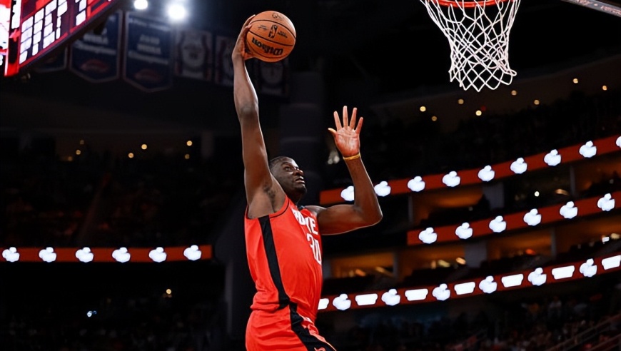 肉眼可见的垃圾合同！火箭为什么要3年长约签回这位老将呢？