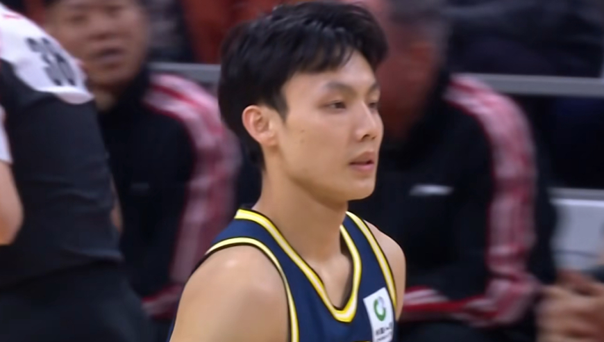 CBA最新积分榜出炉！广东惨败上海跌至第3，北京第6辽篮第11