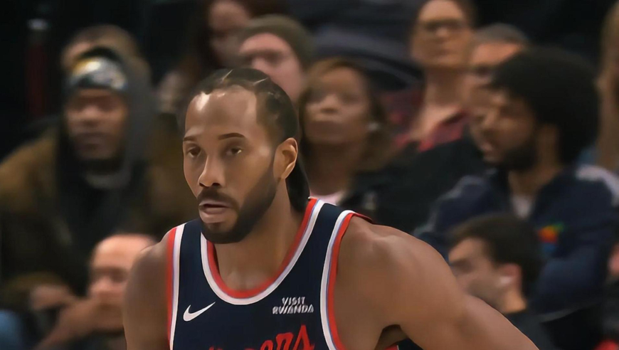 对轰！莱昂纳德连续单打硬解 快船开拓者不到两分钟时间对轰14分