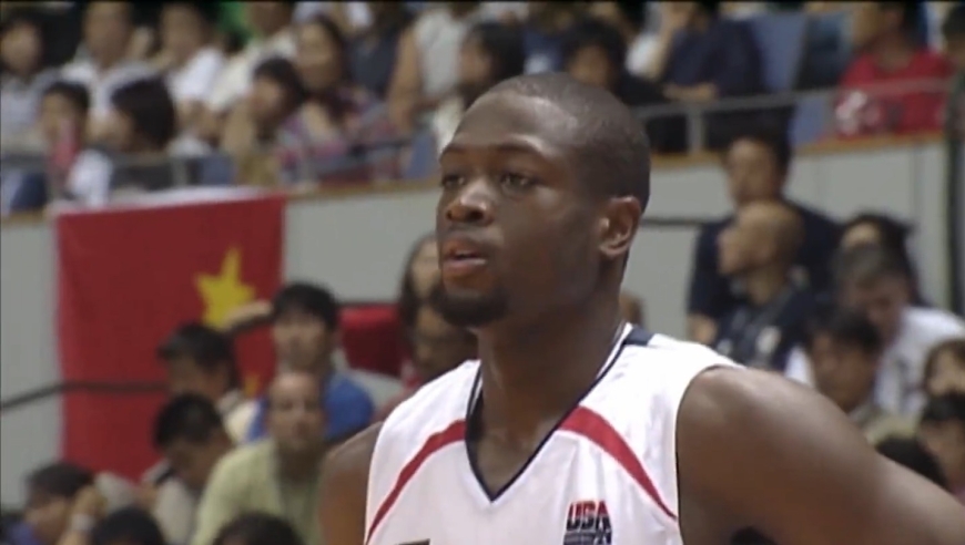 姚明为什么能够成为NBA状元？且看他一己之力打穿梦之队内线