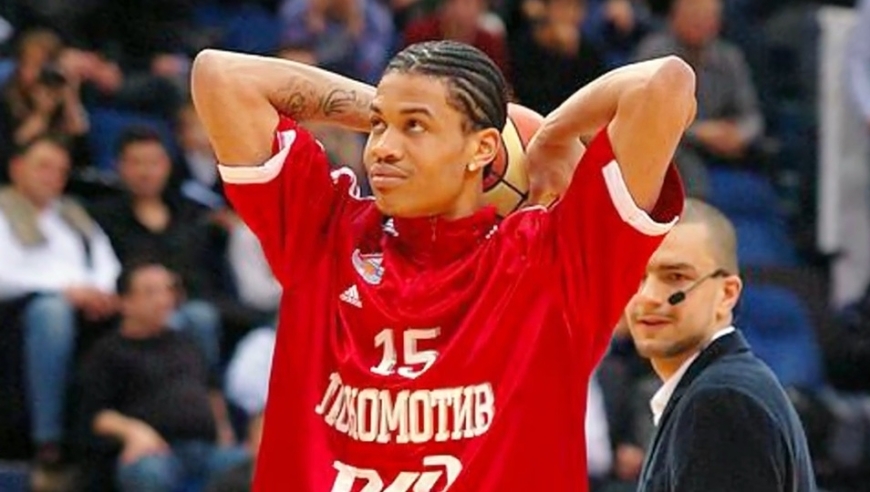 9根手指也能打NBA嘛？不仅可以，而且还能完成夺冠