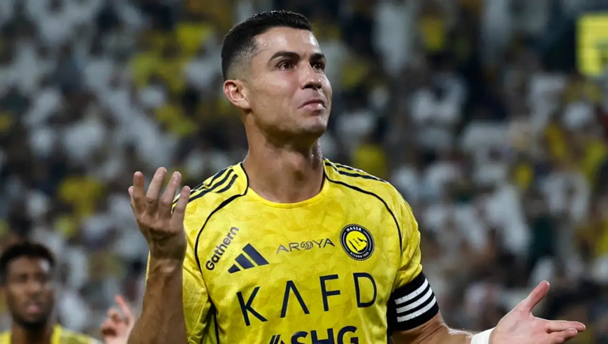 C罗三缺，利雅得胜利三战三捷！