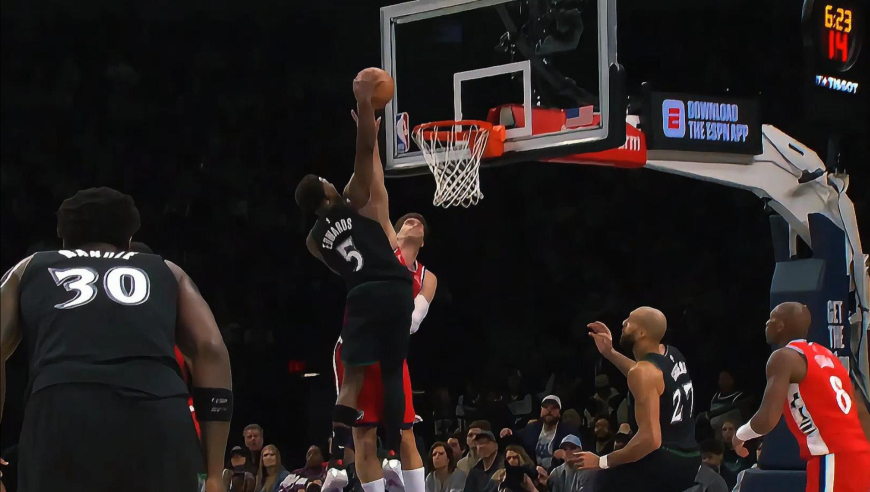 9日NBA官方五佳球：尼克斯双人救球送助攻 爱德华兹隔扣大洛佩兹