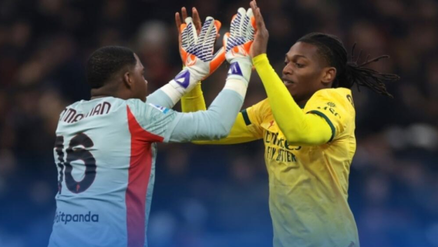 意甲-距榜首7分，AC米兰1-1科莫24轮不败，迈尼昂送大礼，莱奥吊射扳平