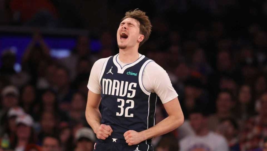 弗拉格复出18+7独行侠送尼克斯4连败 唐斯22+18克里斯蒂8三分