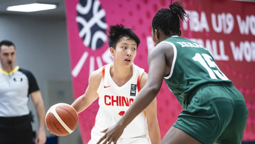 中国女篮后卫洗牌？宫帅或招进18岁篮板王：张子宇绝配场均19+11