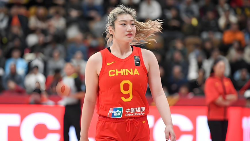 体坛记忆｜面对比分落后，李梦带队疯狂逆转，反超绝杀加拿大女篮
