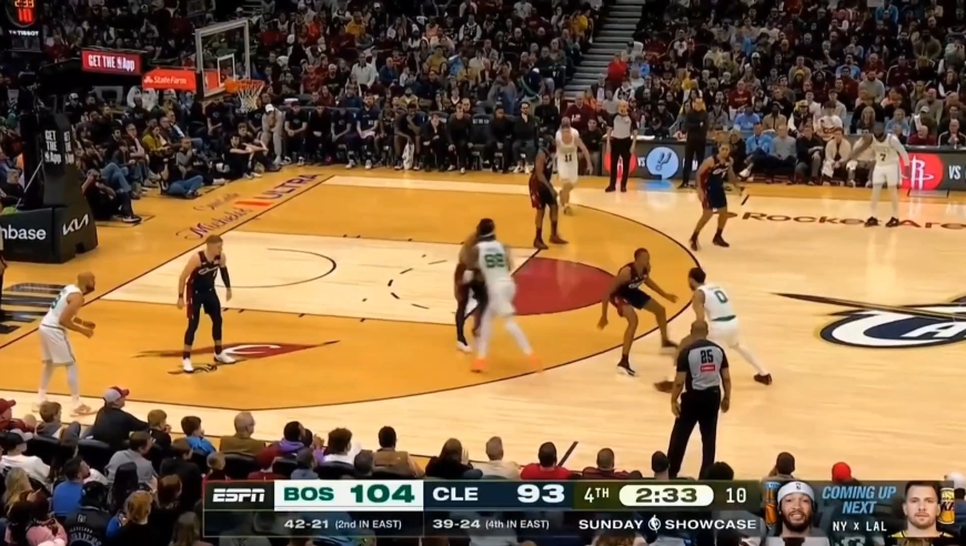 哈登米切尔大战双探花!回顾骑士对阵凯尔特人最后四分钟