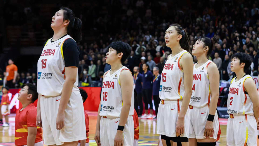 女姚明张子宇战巴西5分钟8+3集锦 篮下自投自抢对手无奈目送