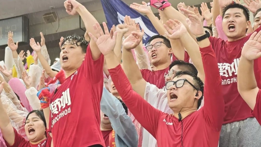苏超常州队一输再输，却为何无人指责？