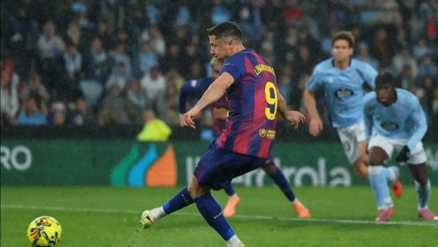 紧张到窒息！慢镜还原亚马尔破门+莱万复出带帽，巴萨4-2塞尔塔