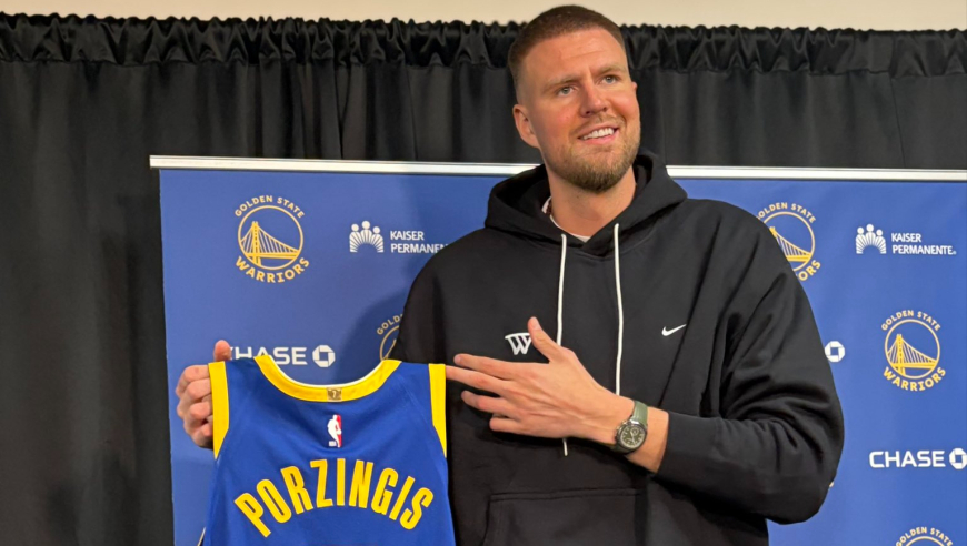 2换1波神+转正双向奇兵，勇士升级14+2名单！美媒再送4大买断目标