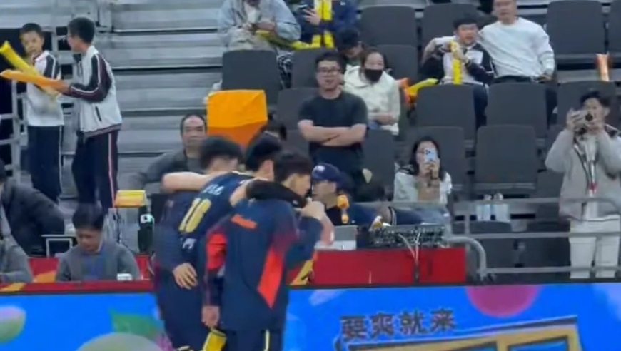 10分钟潜力赛毁冲冠梦？广东2米11中锋重伤离场，5000万引援打水漂？