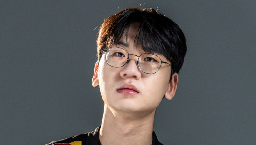 多兰吐槽Kanavi，他觉得自己比tarzan厉害，是不是吃错药了？