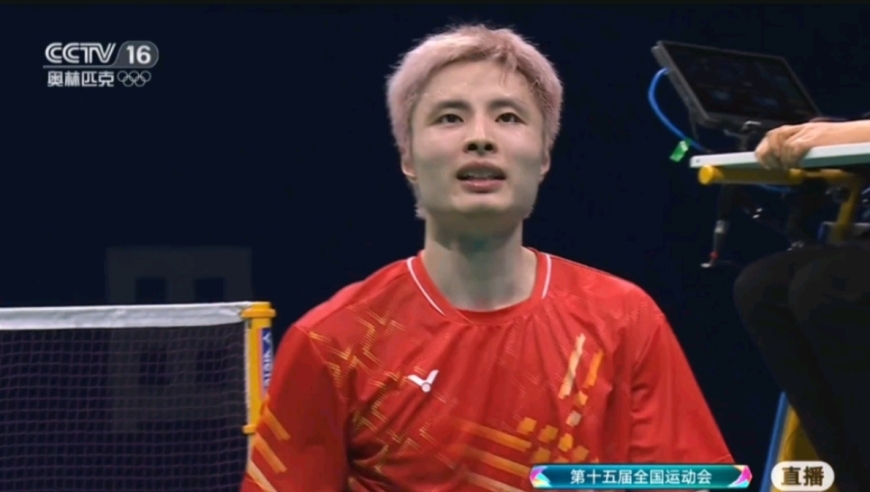 刺激！石宇奇18-14领先后连输6分 最后战至25-23拿下比赛