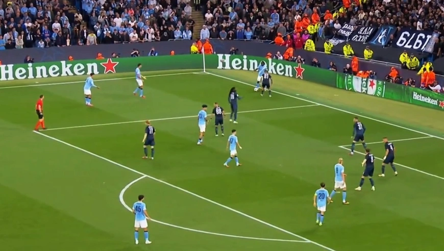 体坛记忆｜哈兰德纪录之夜，德布劳内重返曼城，蓝月军团两球完胜那不勒斯！