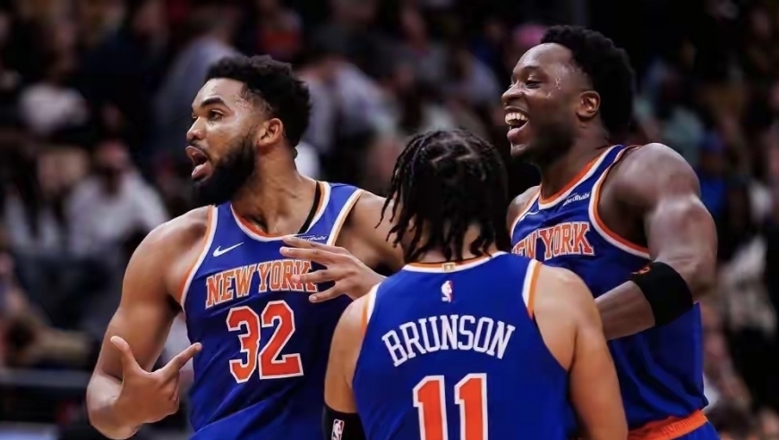 狂轰8连胜！交易捡漏封神，尼克斯正悄悄成为争冠热门，NBA格局真乱了！