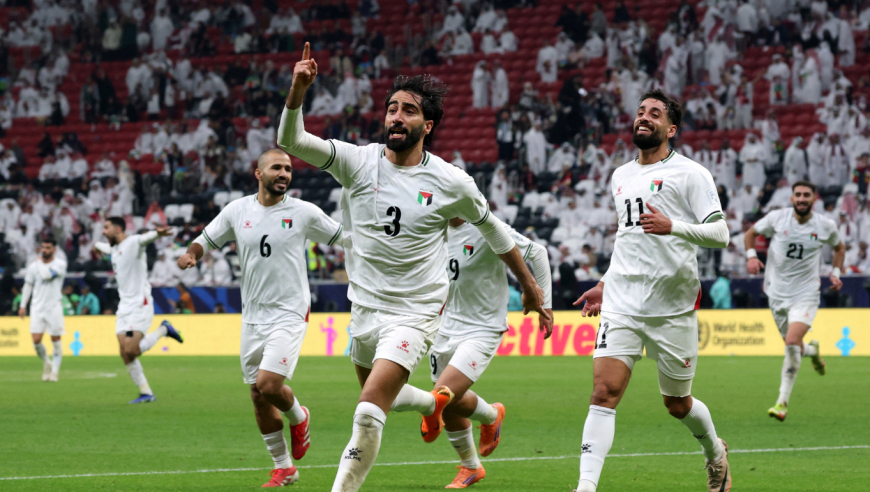 太戏剧！阿拉伯杯巴勒斯坦95分钟读秒绝杀，卡塔尔球员解围弹入自家门