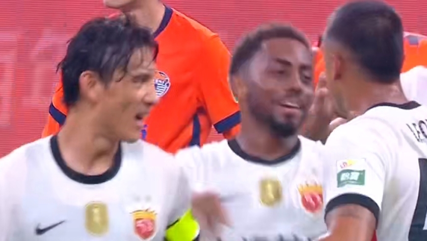 进球大战！海港、海牛9分钟对轰3球，莱昂纳多双响