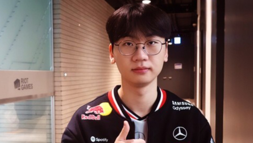 Doran女粉丝突然火了，在网上公开表白，颜值堪比一线明星