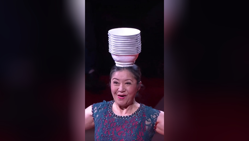 人文色彩拉满！开拓者晒“顶碗大妈”在主场表现视频祝其早日康复