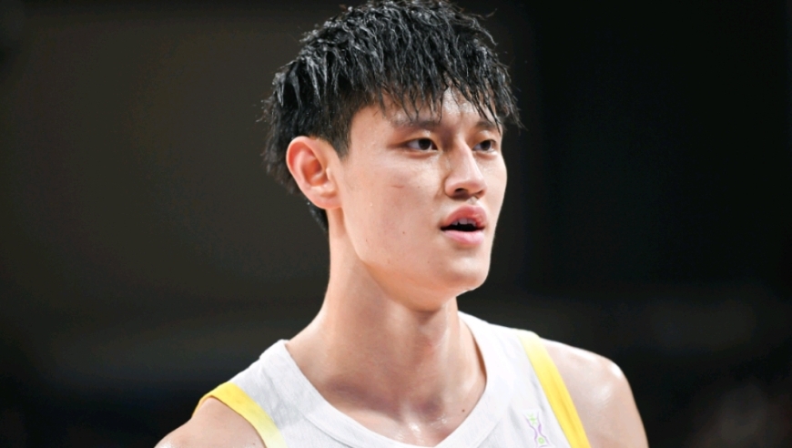 曾凡博加盟篮网！球队为何会签他？是否能留在NBA？