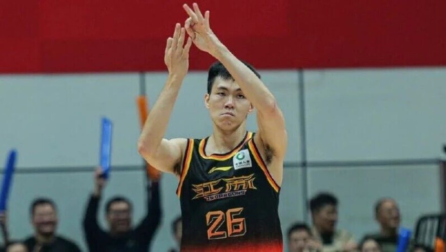 26岁广西球王，在质疑声中成为本土得分王