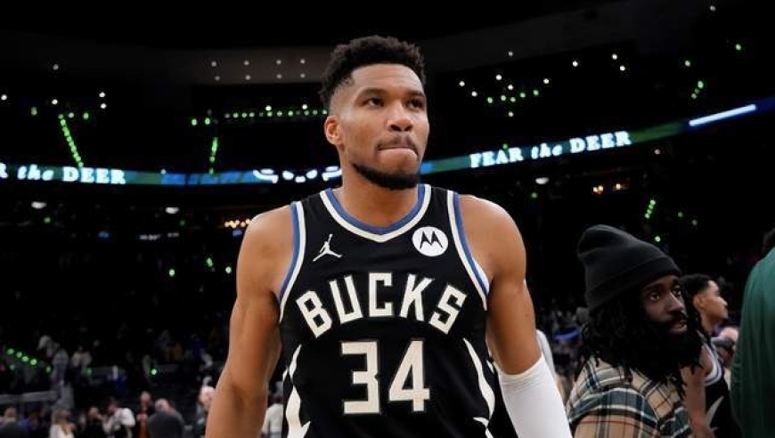 一夜3大消息！字母哥申请交易，火箭遭重创，快船创历史新纪录