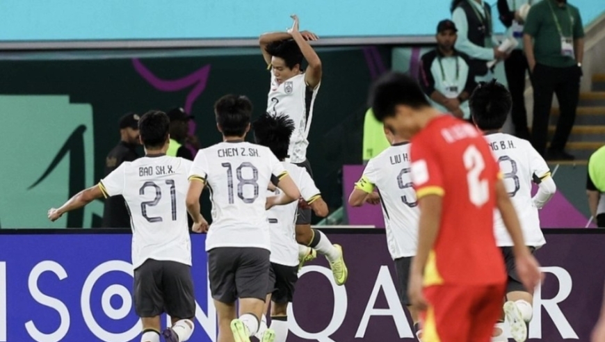 日本队诚惶诚恐？国足已斩3个小组第1，6人轮换打服亚洲