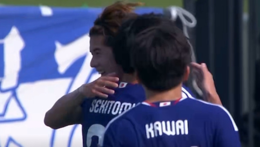 日本U23完全压制！大关友翔接队友传球，弧顶位置世界波破门