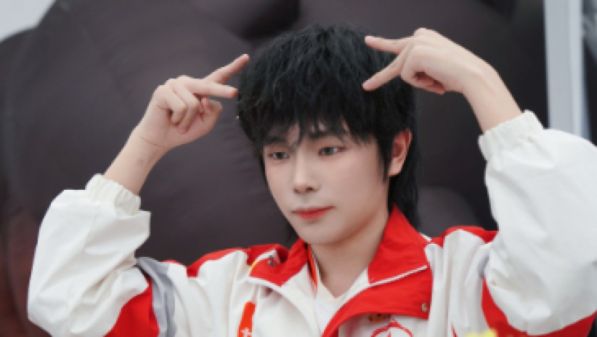 成都AG超玩会.钟意发文：我回来了