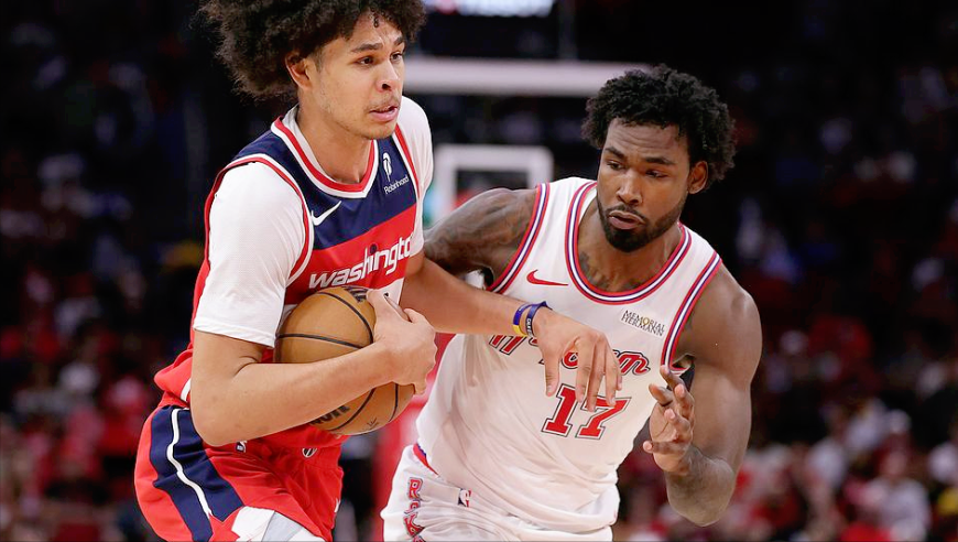 135-112打崩奇才！杜兰特单节16分，火箭替补俩神射合砍41分