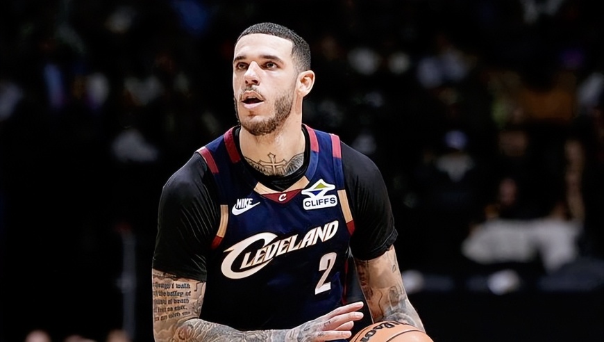 米切尔30+都带不动！骑士从64胜到东部第八，问题出在哪