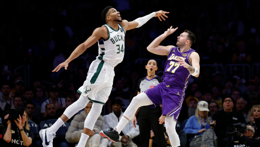 【集锦】雄鹿105-101湖人 字母哥21分雄鹿六人上双送湖人两连败