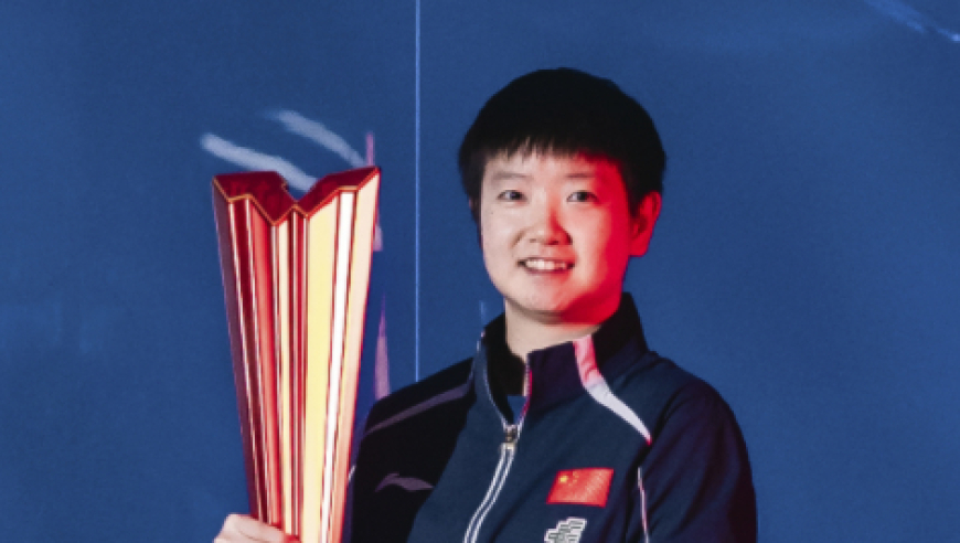 孙颖莎夺冠后首次发文，俩细节展示超高情商，她和王曼昱的关系真的很好