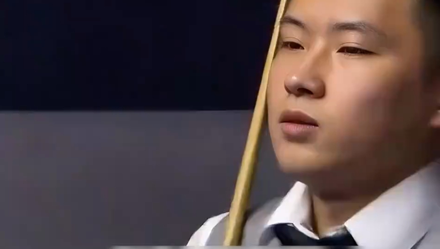 体坛记忆｜ 准神对决！马叔有意踢死所有彩球，赵心童：陪你玩