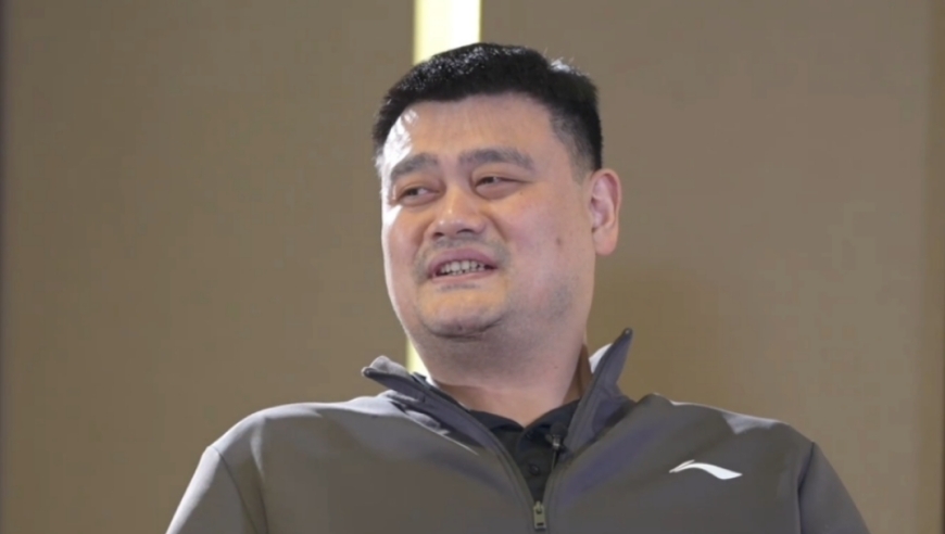 姚明回忆自己也曾参加过扣篮大赛，但冠军被王治郅&ldquo;抢走&rdquo;｜体坛记忆