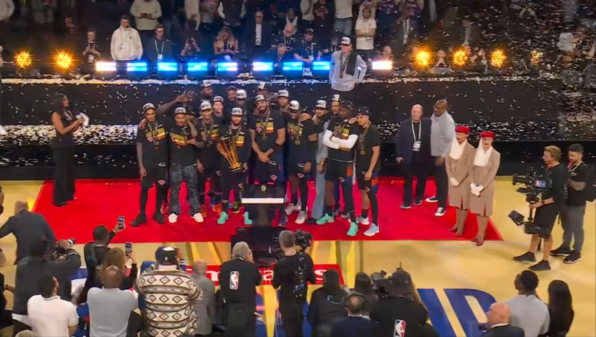 NBA杯颁奖礼全程：唐斯举起冠军奖杯 布伦森拿下MVP感谢队友