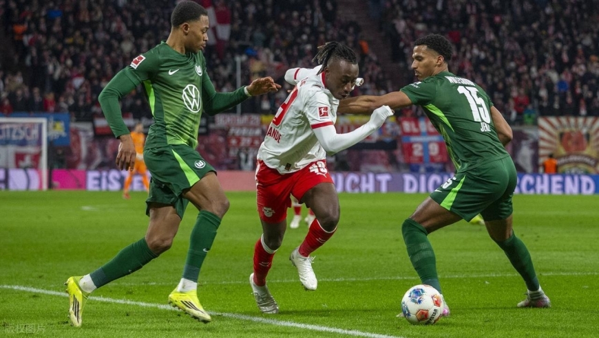 随着莱比锡2-2，奥格斯堡1-0，德甲最新积分榜出炉