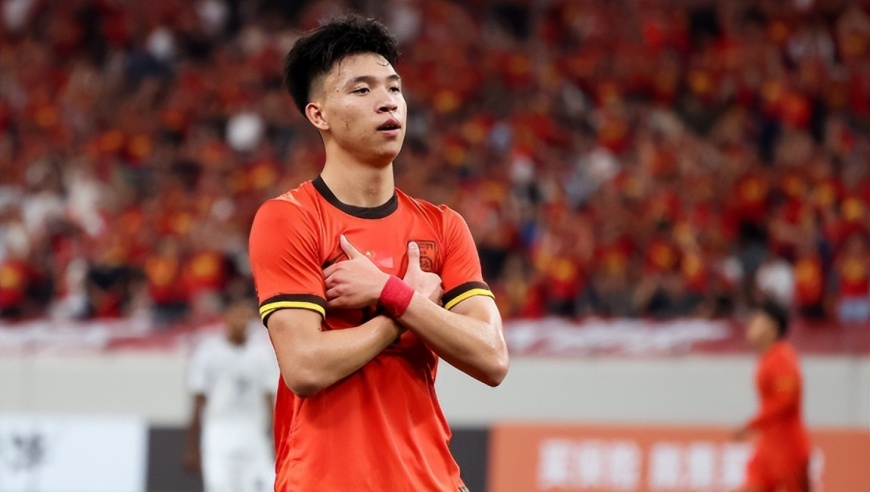 好事成双！两大国足新星同时登陆欧洲联赛， 中国足球留洋潮真的来了