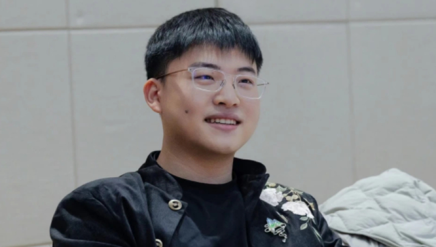 LPL颁奖引起众怒，获奖选手和教练都是韩援，看直播的uzi都傻眼了