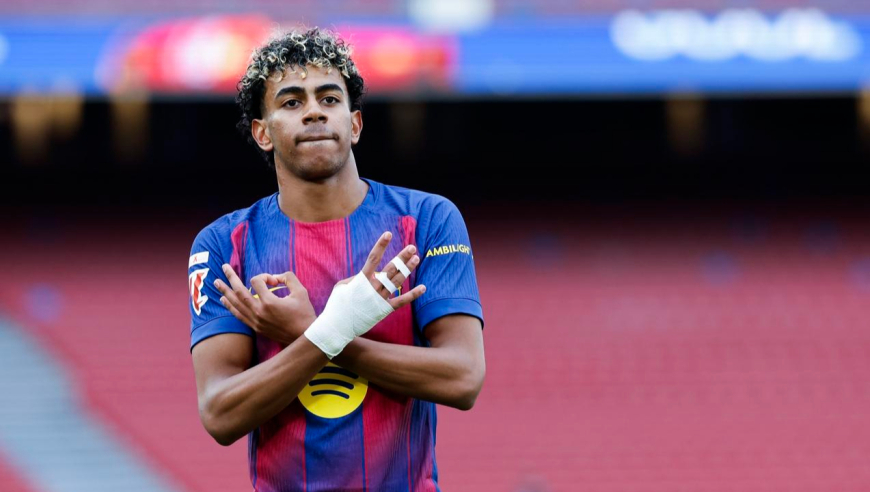 生涯首次戴帽！慢看亚马尔神级一条龙全场沸腾，巴萨4-1黄潜