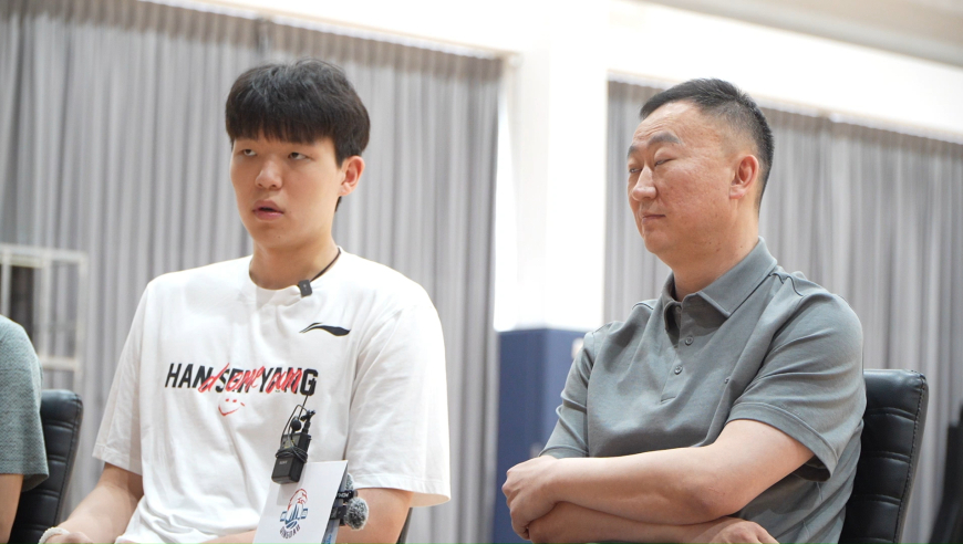 杨瀚森透露不打亚洲杯之后的安排：刘维伟好像泄露了点啥机密