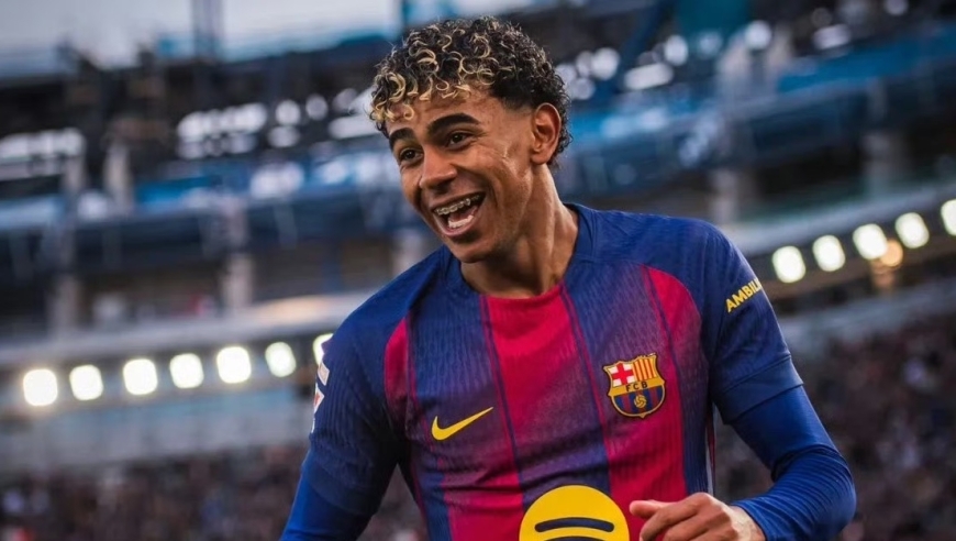 亚马尔首个帽子戏法来了，佩德里两开天眼送直塞，巴萨4比1比利亚雷亚尔